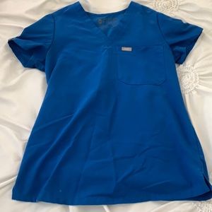 Royal blue one pocket figs top